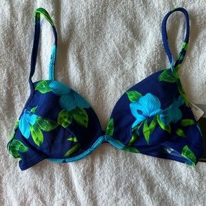NWT Bikini top, Size 12